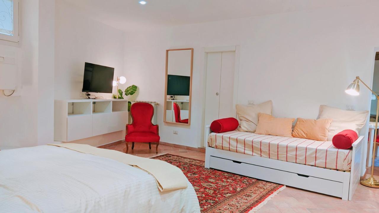 רומא Trevi President'S Apartment מראה חיצוני תמונה