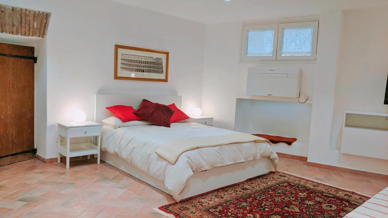 רומא Trevi President'S Apartment מראה חיצוני תמונה